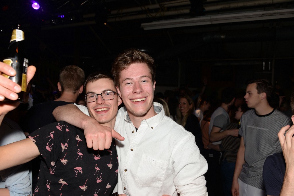 ../Images/Feest zonder naam 2019 205.jpg